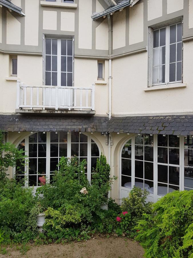 Hotel Restaurant Pavillon Bleu Olivet  Luaran gambar